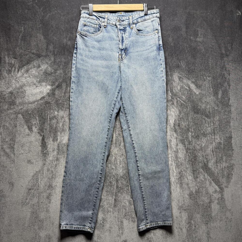 H&M Jeans Sz 6 High Rise Mom Light Wash Relaxed Stretch Denim Blue Tapered Ankle